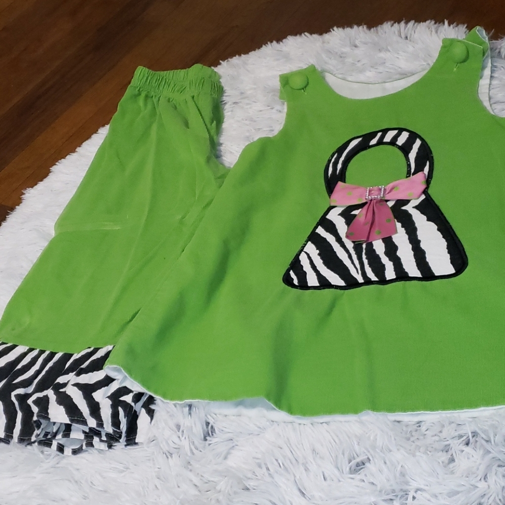 Girls two piece lovely outfit..worn gently/once